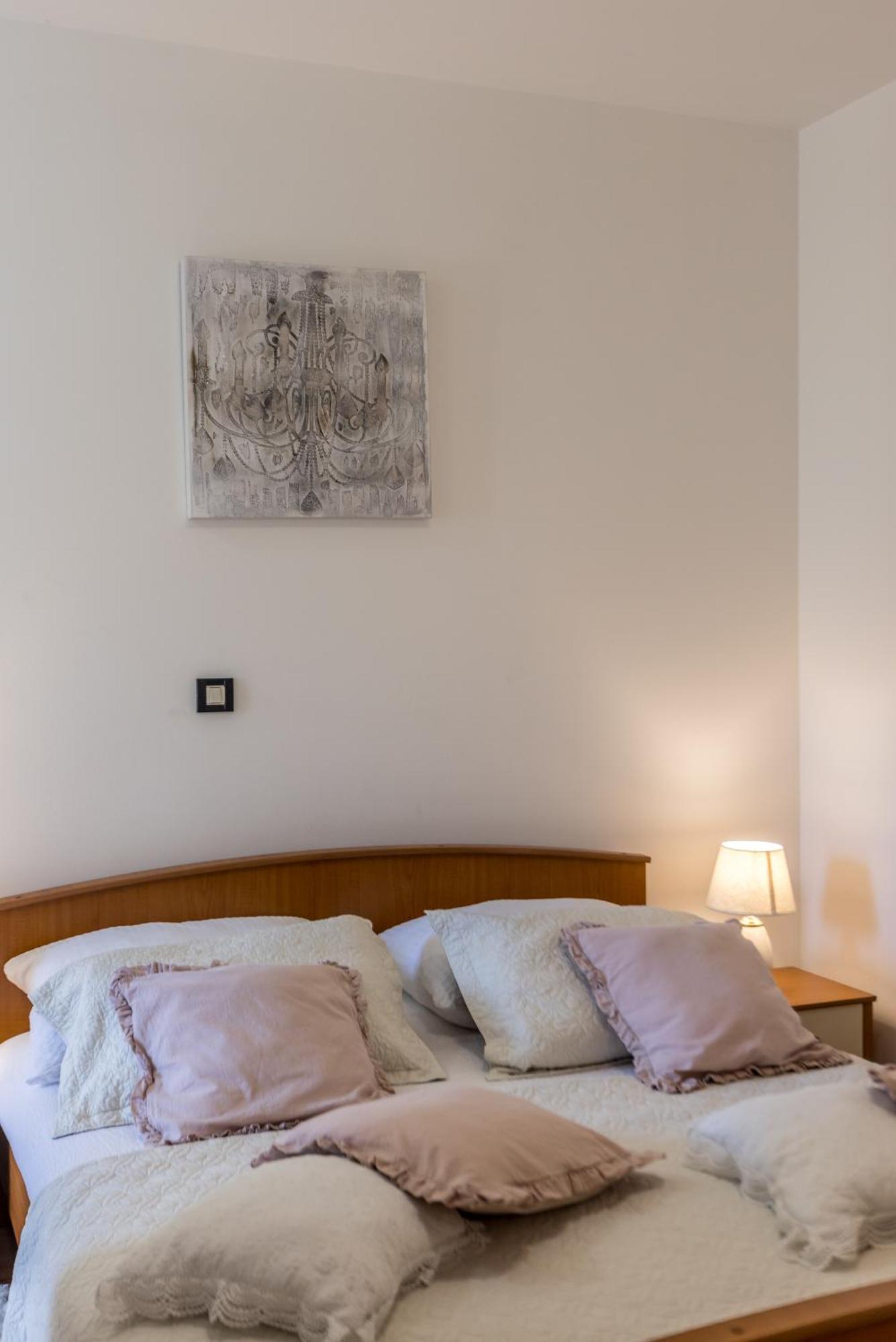 Apartment Split Karoglan Ngoại thất bức ảnh